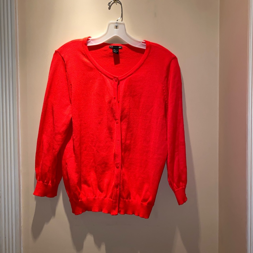 BRIGHT PINK CARDIGAN